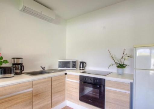 Appartement Tranquille En Bas De Villa Afa ภายนอก รูปภาพ